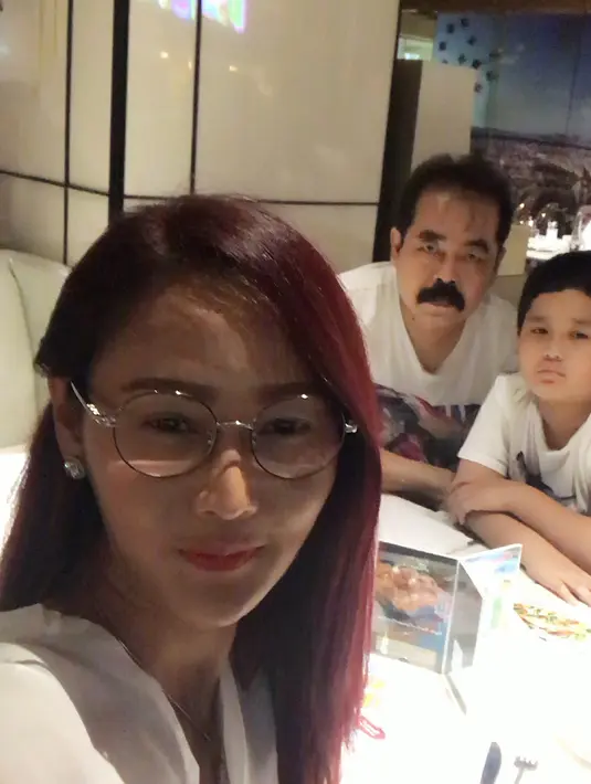 Dalam enam jam diunggah, foto Inul Daratista saat masih gemuk itu disukai hingga 81 ribu lebih. Tidak sedikit yang termotivasi dengan kerja keras untuk mengurangi berat badannya. (Instagram/Inul.d)