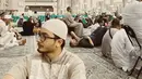 Penampilan islami Bryan Domani bikin adem netizen
