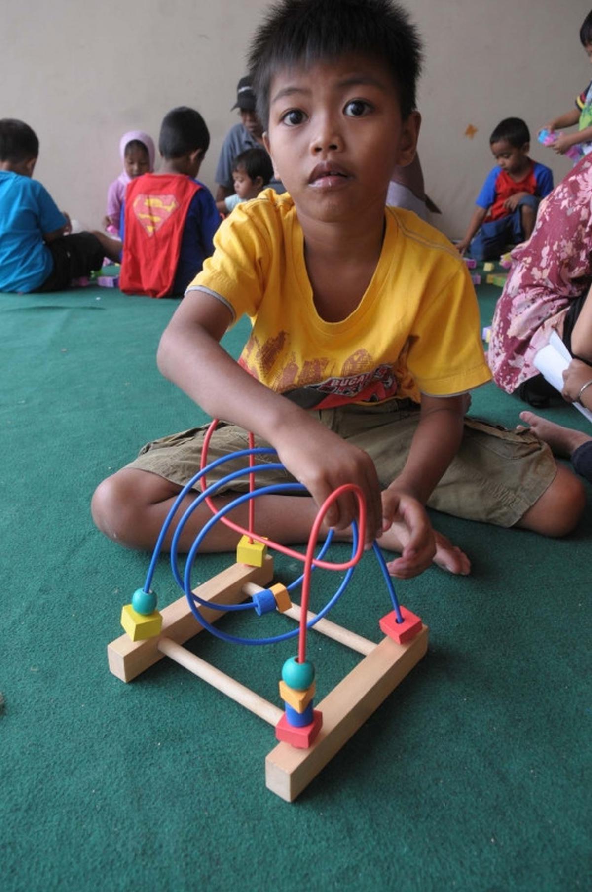 Keceriaan bocah Kp Pulo manfaatkan area Rusunawa jadi lahan bermain