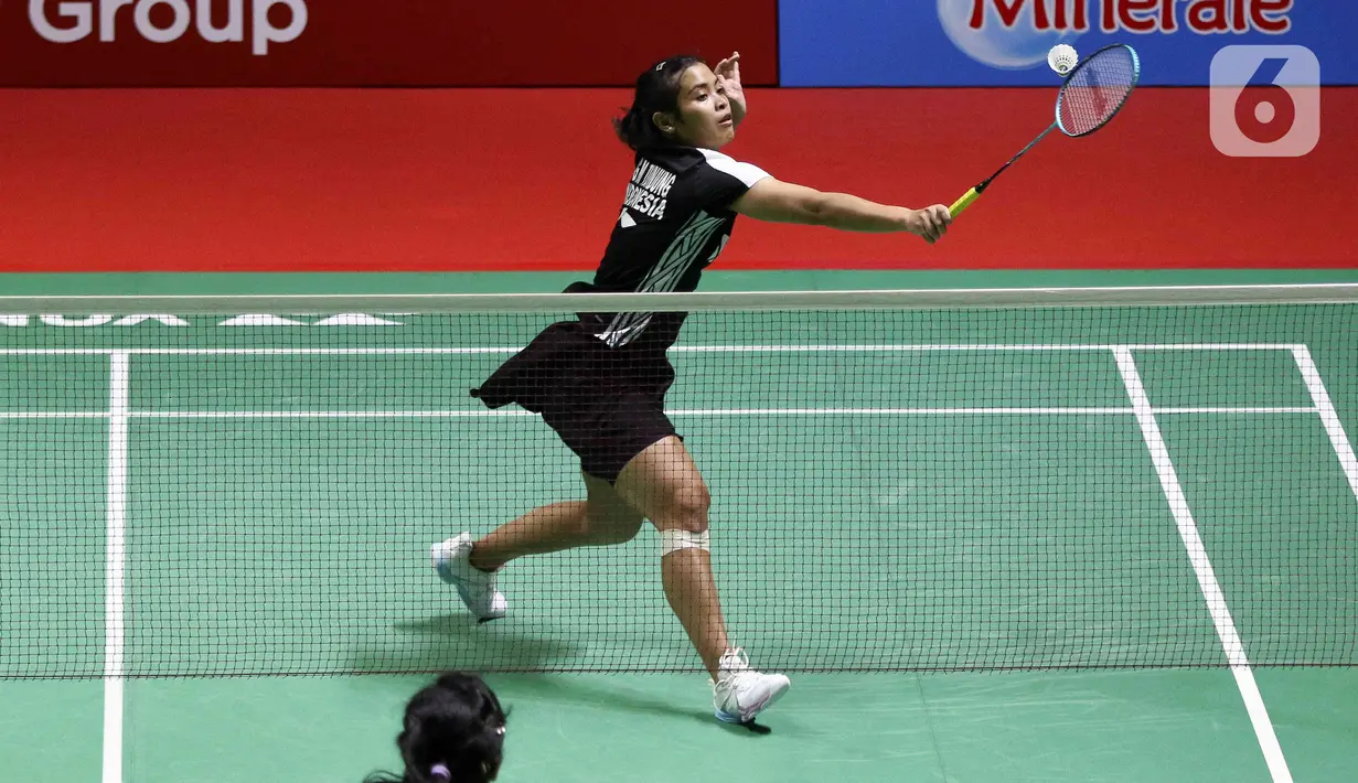 Pada Gim kedua, Gregoria makin tertinggal dari Sindhu.  Gregoria tertinggal di interval dengan skor 7-11. (Liputan6.com/Herman Zakharia)