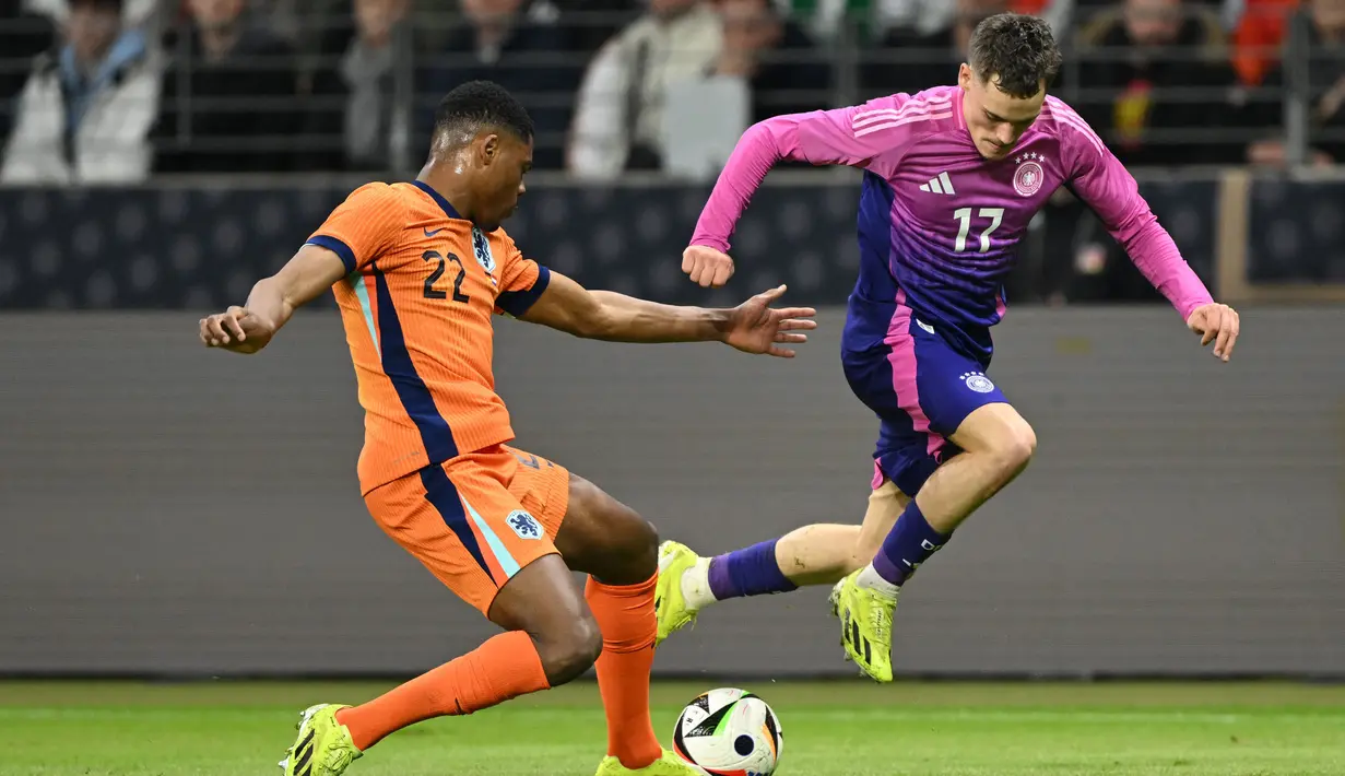 Joey Veerman berhasil mencetak gol cepat untuk Belanda di menit keempat. (INA FASSBENDER/AFP)
