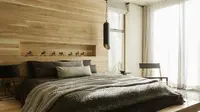Tidak hanya sebagai penghias kamar tidur, lampu tidur juga berfungsi untuk menciptakan suasana agar lebih rileks sehingga lebih nyaman saat beristirahat.