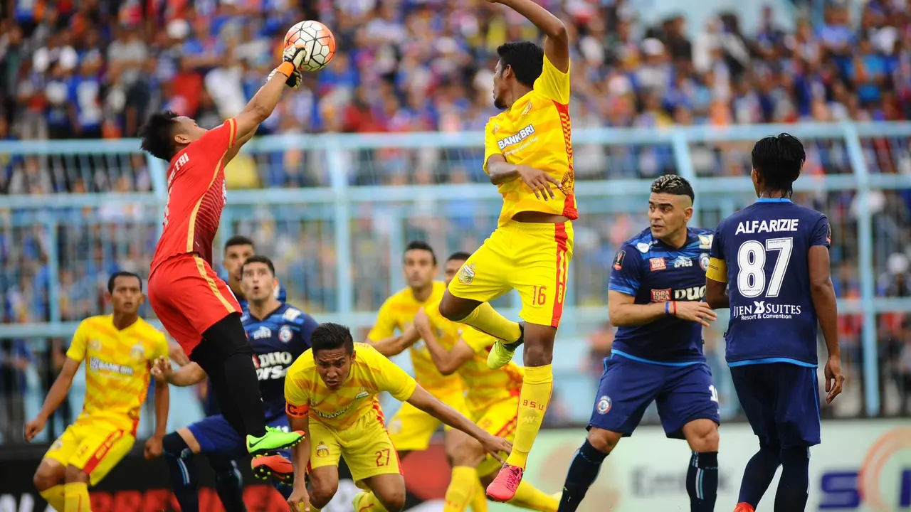 Arema FC vs Bhayangkara FC