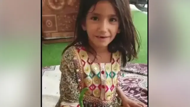 Kisah Haru Seorang Gadis Kecil yang Rela Makan Cabai Demi Dapatkan Uang