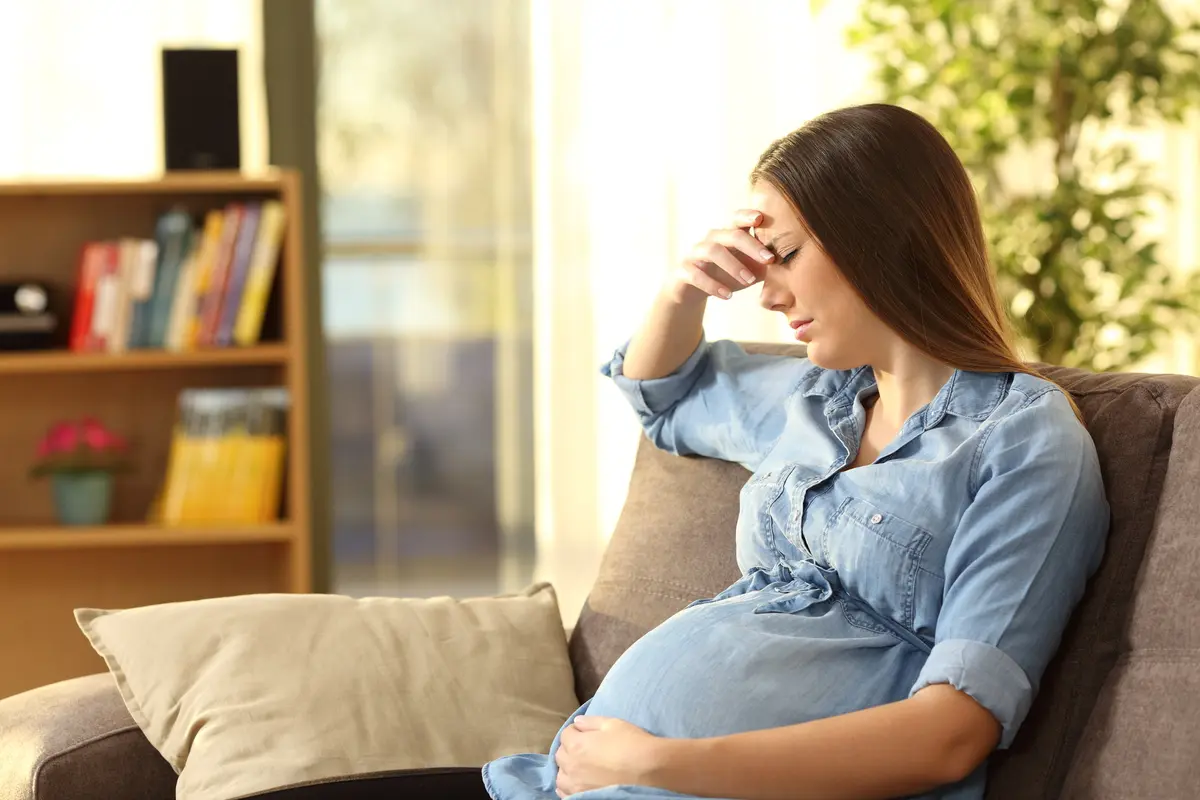 Ibu hamil lemas dan pusing saat puasa (iStock)