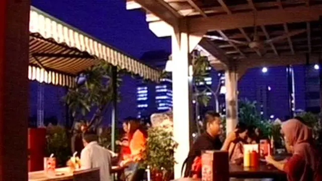 [VIDEO] Romantisnya Santap Steak dengan Pemandangan Ibukota