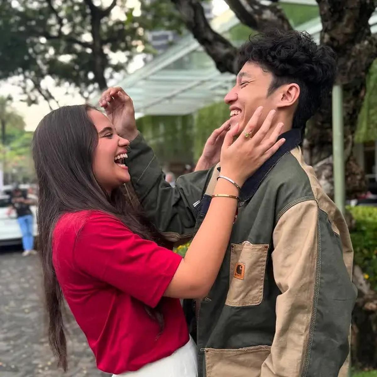 7 Potret Kiesha Alvaro dan Aurora Ribero Pemeran 'Komang', Kiesha Tulis Pesan Menyentuh