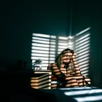 Lima zodiak ini susah move on dari kesalahan di masa lalu. (Sumber foto: