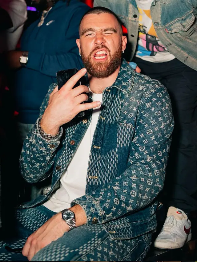 7 Potret Travis Kelce yang Dikabarkan Berpacaran dengan Taylor Swift