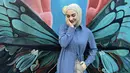 <p>Untuk gaya yang makin memikat, Irish juga tampil dengan paduan warna yang begitu cantik. [Foto: Instagram/ Irish Bella]</p>