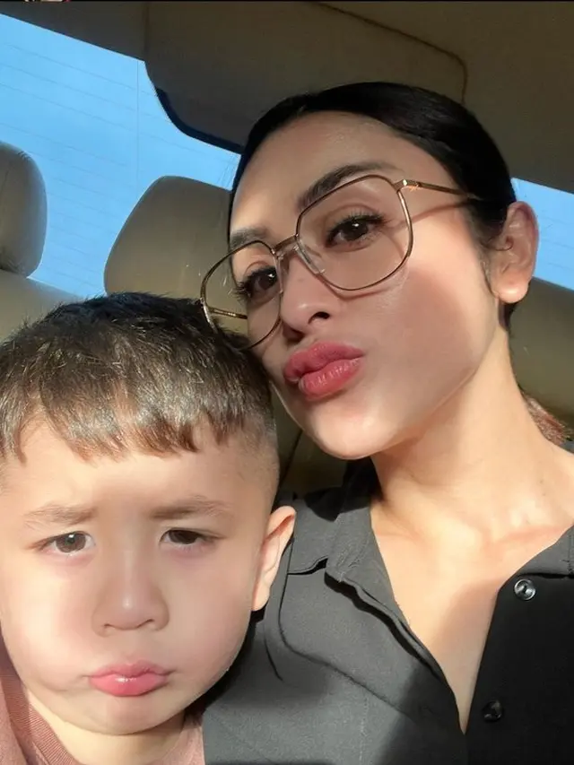 [Fimela] Selvi Kitty