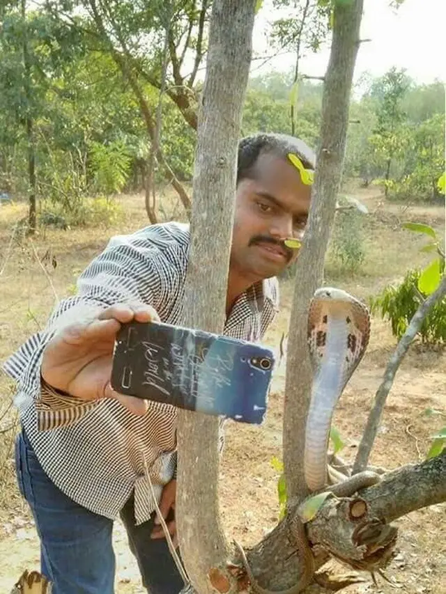 selfie nyeleneh (foto: imgur)