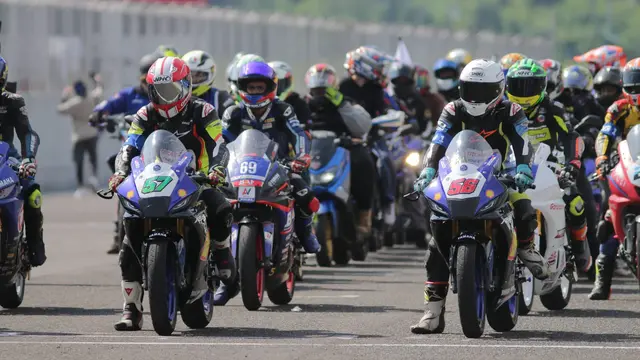 Shell bLU cRU Yamaha Endurance Festival