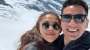 Momen kala Nana Mirdad dan Andrew White sedang liburan ini terlihat mesra [Instagram/nanamirdad_]