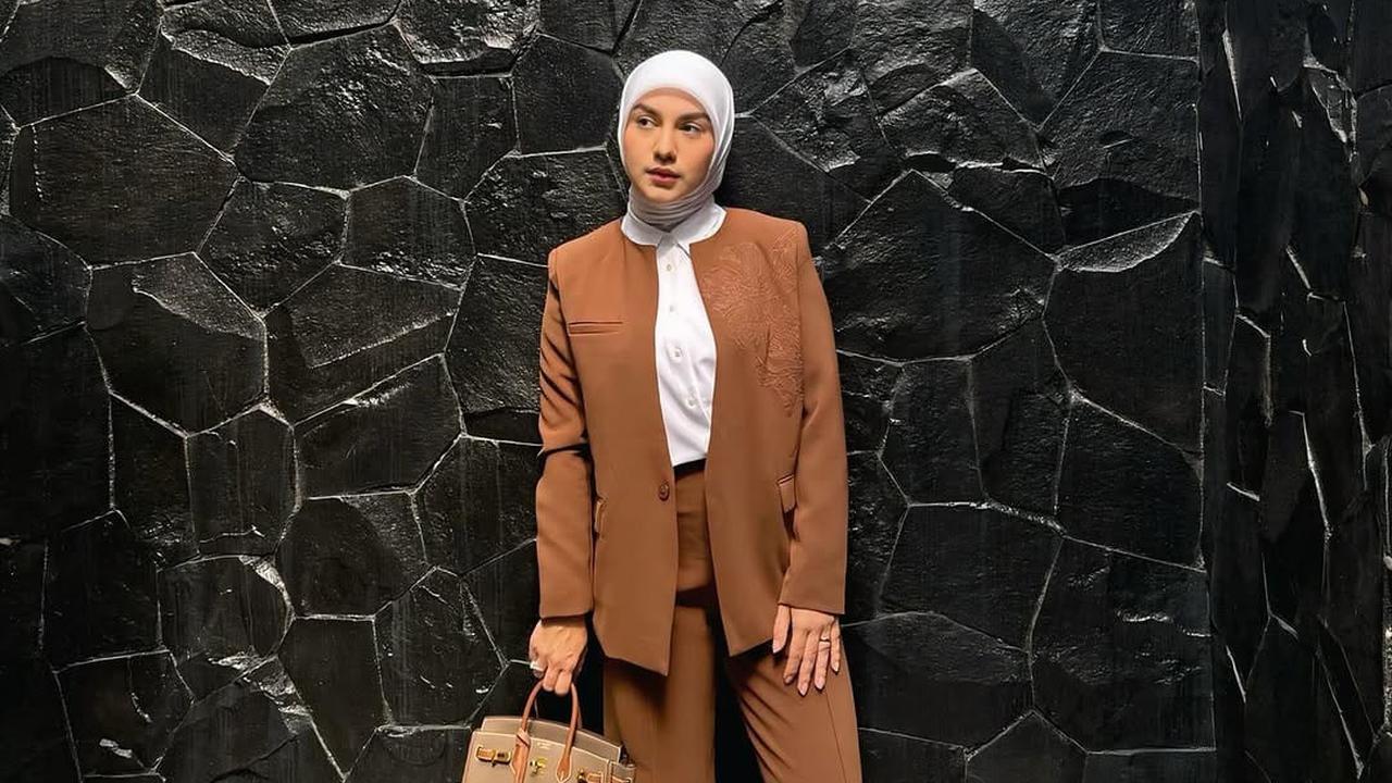Model Hijab Irish Bella, Inspirasi Cantik di Hari Raya Lebaran Idul Fitri 2025