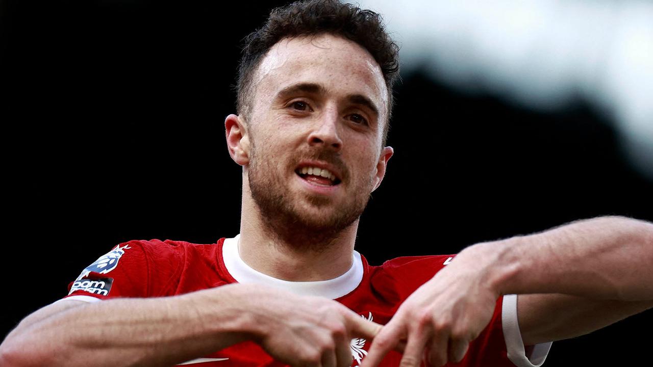 VIDEO: Fakta & Penampakan TKP Kecelakaan Maut Diogo Jota di Spain, Penghormatan Fans Liverpool di Anfield