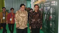 Presiden Jokowi dan Menteri Perindustrian Airlangga Hartarto menghadiri peresmian pabrik obat dan produk biologi milik PT Kalbio Global Medika (KGM), anak usaha PT Kalbe Farma Tbk (Kalbe) di Cikarang, Bekasi, Selasa (27/2). (Liputan6.com/Angga Yuniar)