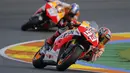 Marc Marquez membela tim Repsol Honda saat naik ke kelas ke MotoGP musim 2013. Pada musim perdananya ini, Marquez langsung merengkuh gelar juara dunia MotoGP. (AFP/Jose Jordan)