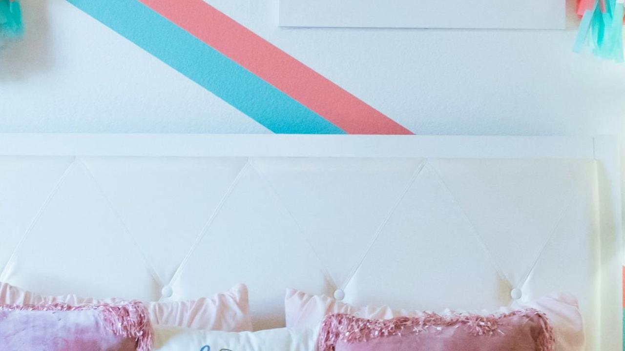 <b>Mitos Kamar Anak di Depan</b>