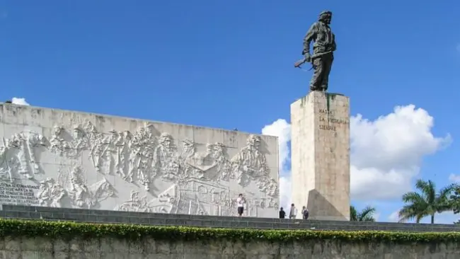 Che Guevara Mausoleum. (Sumber Wikimedia Commons)