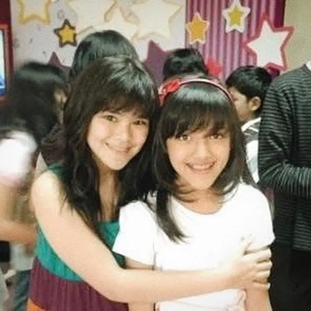 Kenal Sejak Idola Cilik, Ini 6 Potret Persahabatan Ify Alyssa dan Sivia Azizah
