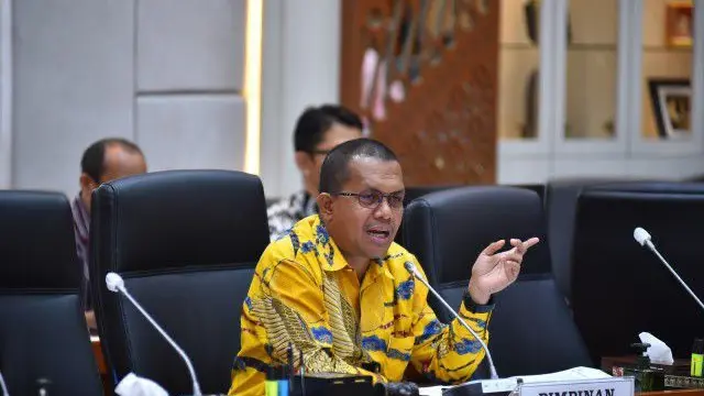 Momentum Hari Buruh, Emanuel Melkiades Dorong Semua Pihak Perjuangkan Kesejahteraan Buruh