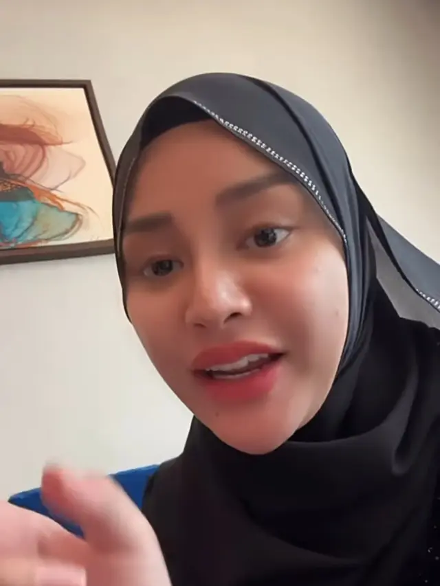 Ameena Umroh