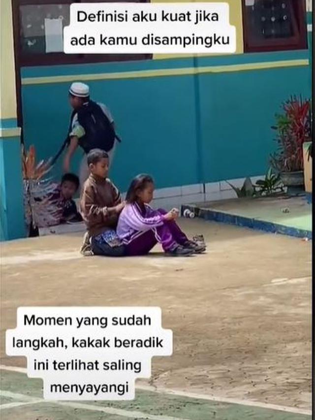 Cerita Haru Kakak Beradik Tukaran Sepatu untuk Sekolah