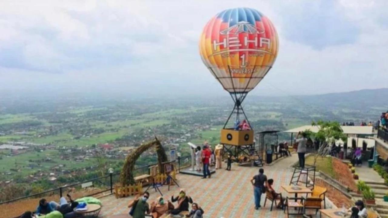 Wisatawan Meningkat, AI dan Digitalisasi Jadi Andalan Industri Pariwisata