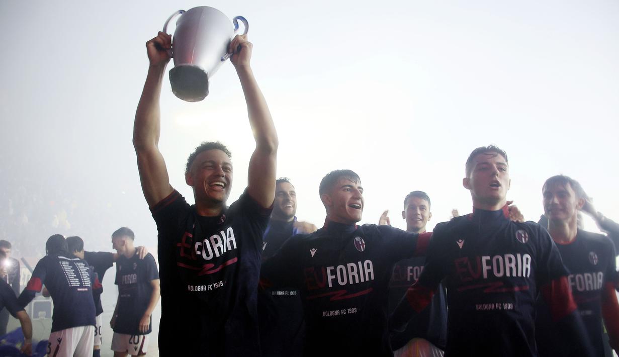 Bologna dan Juventus harus berbagi angka usai bermain imbang 3-3 dalam laga giornata 37 Serie A 2023/2024 yang digelar di Renato dall'Ara, Selasa (21/5/2024). (Michele Nucci/LaPresse via AP)