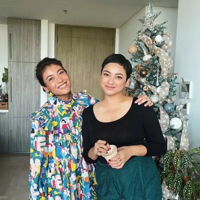 Saudara Kompak, Ini 7 Potret Agni Pratistha dan Sigi Wimala yang Selalu Akrab