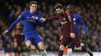 Bek Chelsea, Andreas Christensen (kiri) (AFP/Ian Kington)
