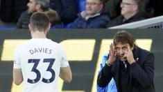 Antonio Conte akhirnya kembali berpentas di Premier League. Pada Minggu (7/11/2021) kemarin, pria berkebangsaan Italia itu memimpin Tottenham bertandang ke markas Everton, Goodison Park. (AP Photo/Jon Super)