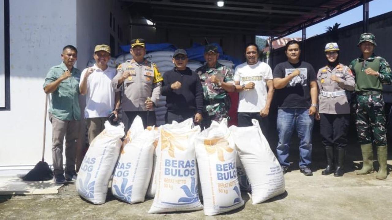 Pemkab Pasaman Barat Salurkan 13,2 Ton Bantuan Beras untuk Warga Terdampak Bencana
