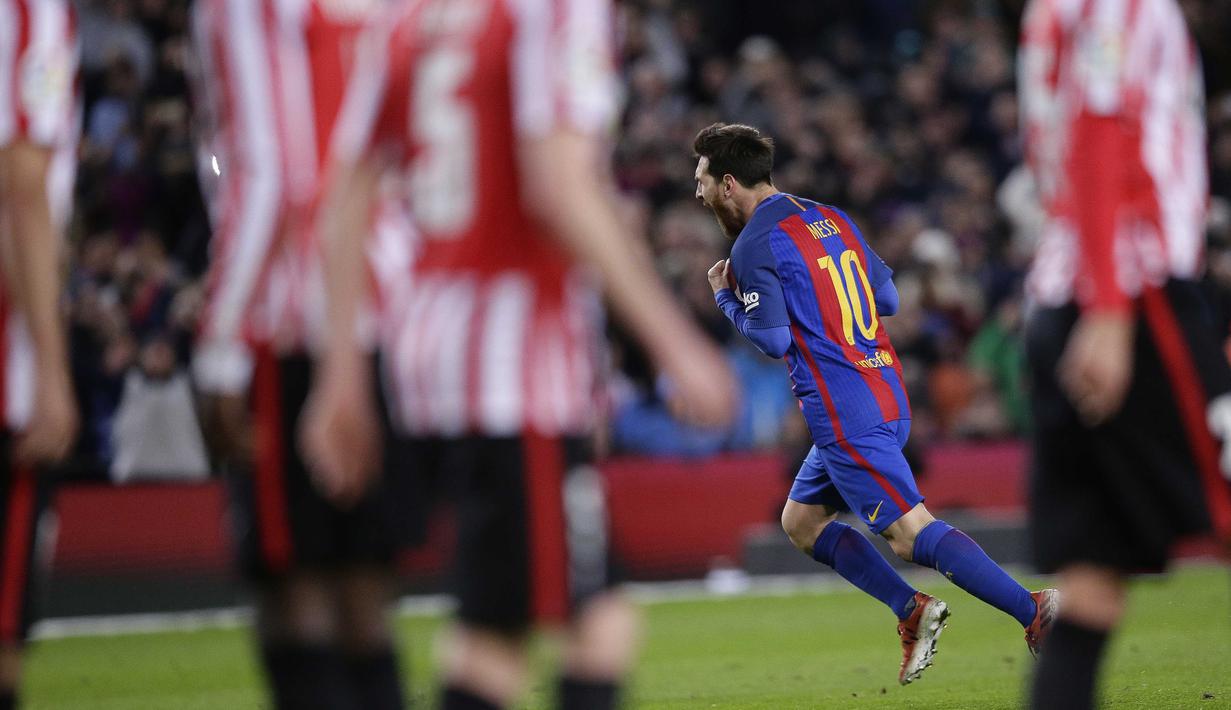 Bintang FC Barcelona, Lionel Messi tampil impresif dengan menyumbangkan satu gol untuk kemenangan Barcelona atas Eibar pada lanjutan La Liga Spanyol, Hal ini membuat dirinya masuk dalam Starting XI La liga pekan ke-19. (AP/Manu Fernandez)