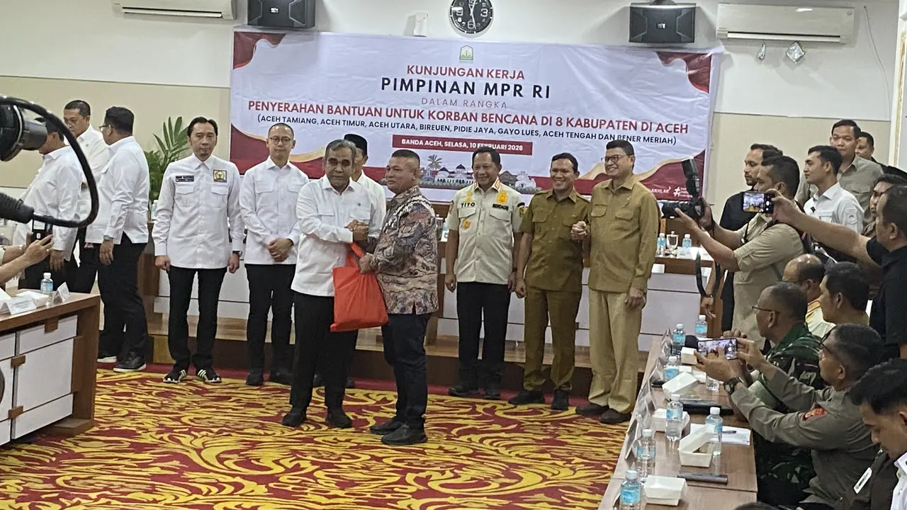 Ketua MPR RI Ahmad Muzani dan pimpinan lainnya mendatangi Aceh pada Selasa (10/2/2026) guna memberikan bantuan kepada korban bencana.
