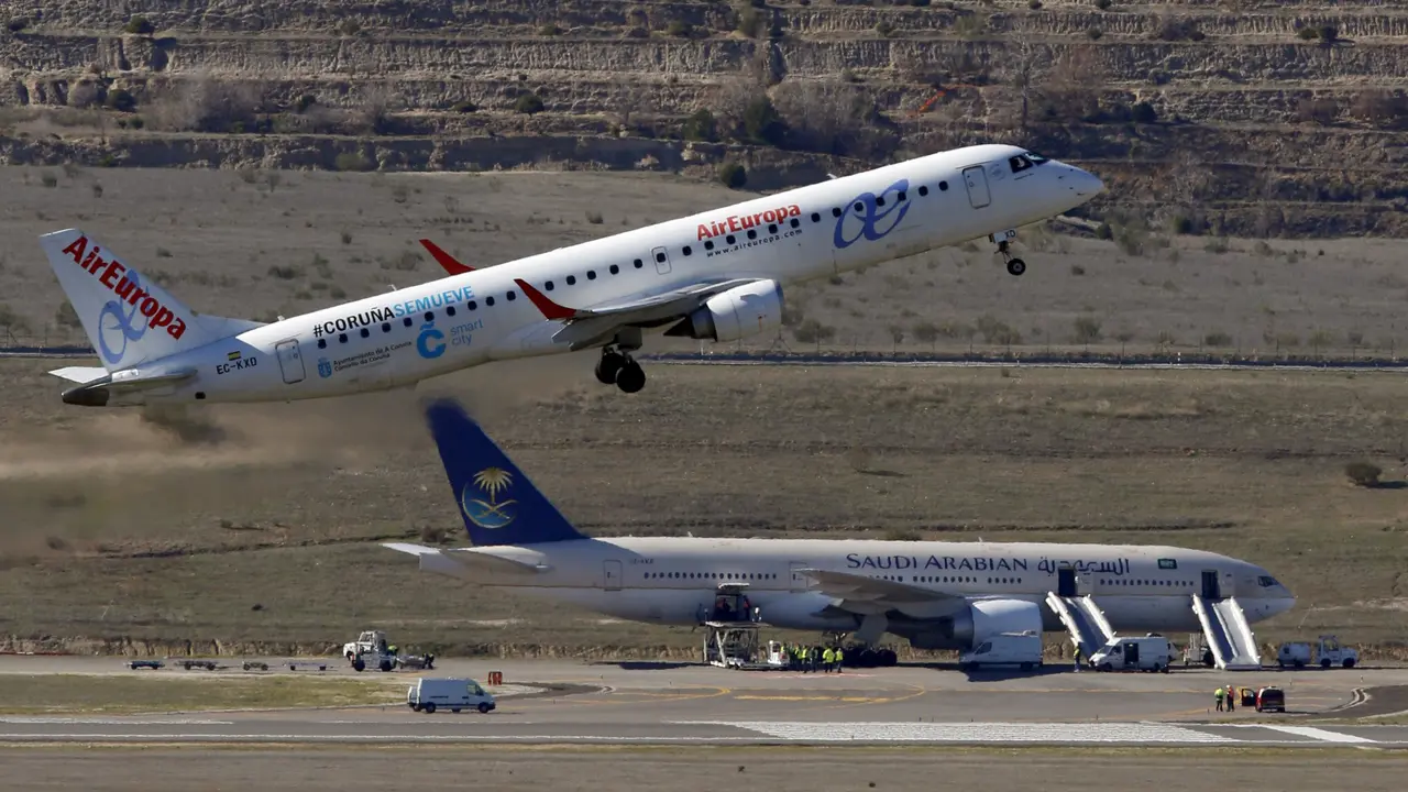 20160204-Diteror Bom, Pesawat Saudi Arabian Airlines Batal Terbang-Madrid