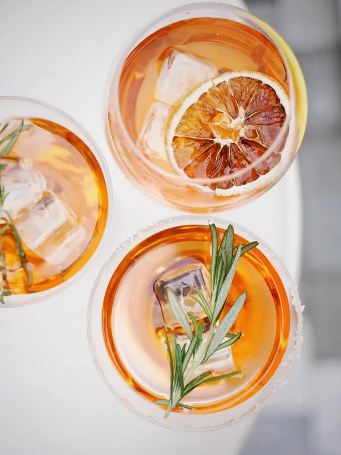 Contoh ilustrasi jus