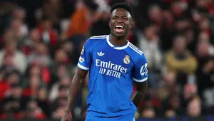 Klub Peminat Bersiaplah, Real Madrid Siap Lepas Vinicius Junior, Kontrak Baru Masih Buntu