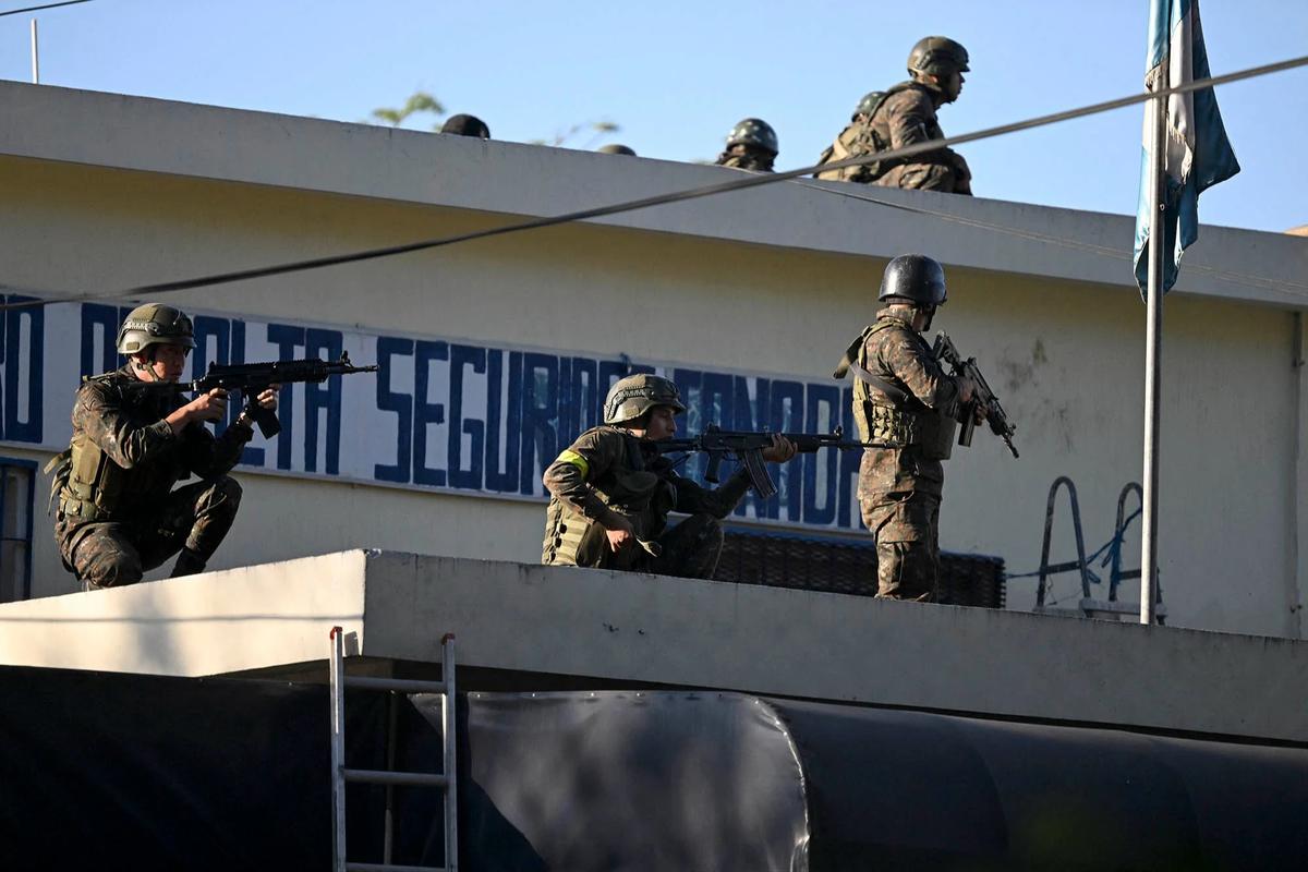 FOTO Situasi Mencekam di Penjara Guatemala yang Dikuasai Narapidana