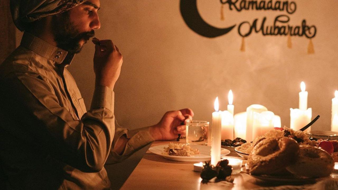 Keutamaan Makan Sahur