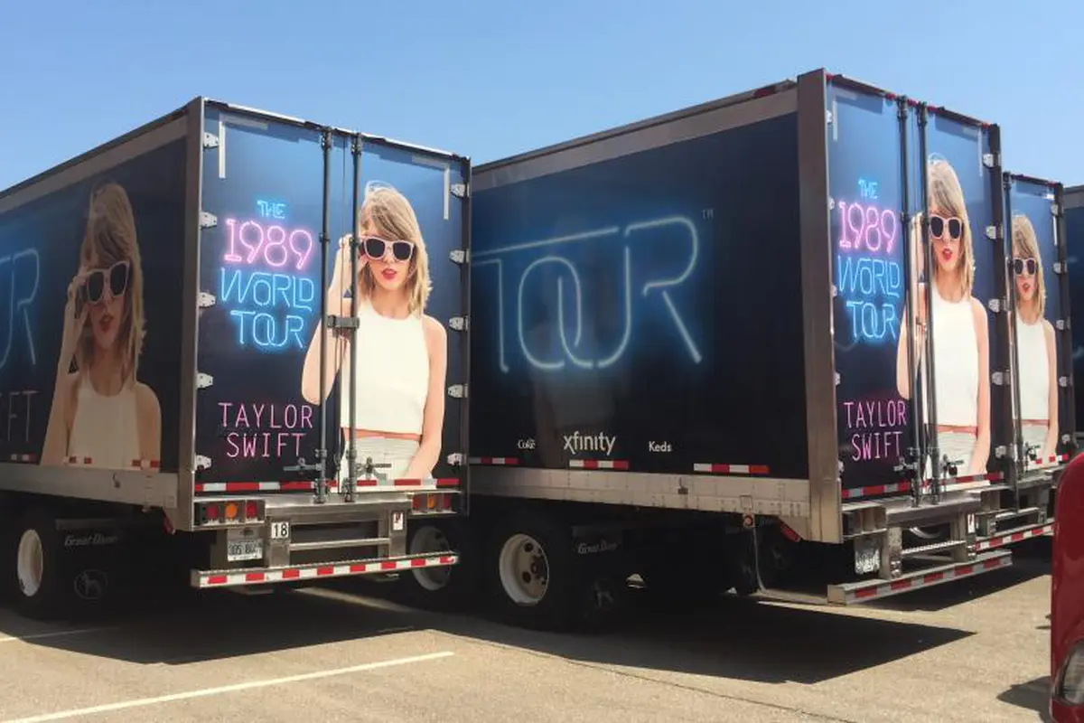 Truk Konser Taylor Swift