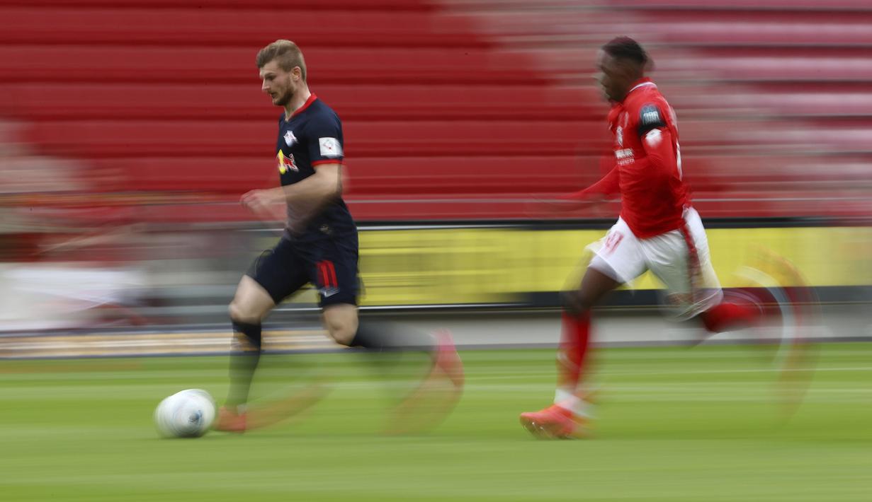 Foto Timo Werner Hattrick Rb Leipzig Pesta Gol Ke Gawang Mainz 05 Dunia Bola Com