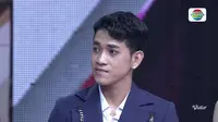 Kisah Haru di Balik Panggung D’Academy 7: Perjuangan Ilham dan Sang Ibu Menjual Nasi Kuning