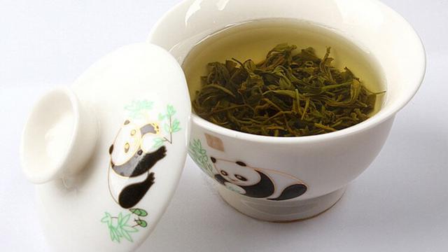 Panda Dung Tea (thelisti.com)
