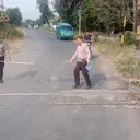 Kereta Tabrak Mobil Sebabkan 2 Tewas di Lampung, Begini Kata KAI