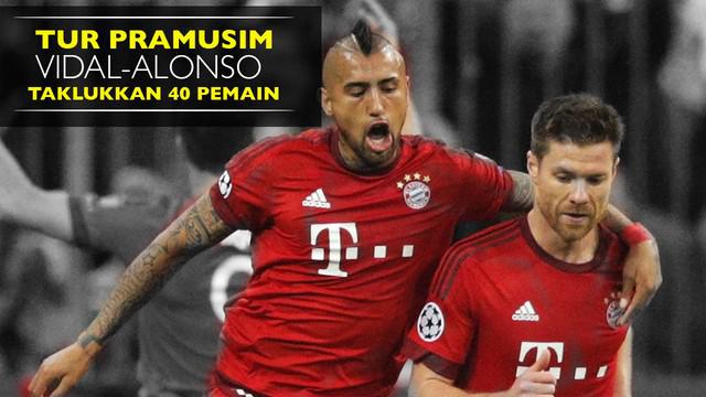 Video 2 gelandang Bayern Munchen Arturo Vidal dan Xabi Alonso bertanding lawan 40 anak kecil saat tur pramusim Bayern Munchen ke Amerika Serikat.