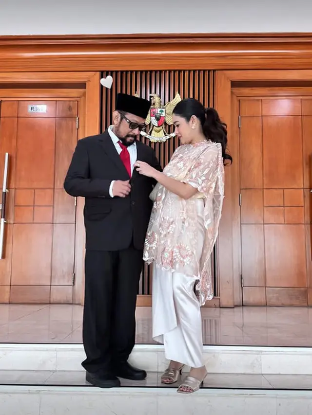 Gaya Kompak Nana Mirdad dan Naysilla Mirdad Support Sang Ayah yang Dilantik Jadi Anggota DPR