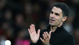 Hasil ini membuat Arsenal semakin dekat dengan gelar juara Liga Inggris musim ini. Pasukan Mikel Arteta kini kukuh di puncak klasemen dengan 82 poin dari 37 pertandingan. (AFP/Glyn Kirk)