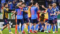 Tim nasional sepak bola Jepang memiliki julukan Samurai Blue atau Samurai Biru. Julukan ini berasal dari sejarah samurai negara ini serta warna biru sebagai warna kebesaran seragam utama mereka. (AP/Shuji Kajiyama)